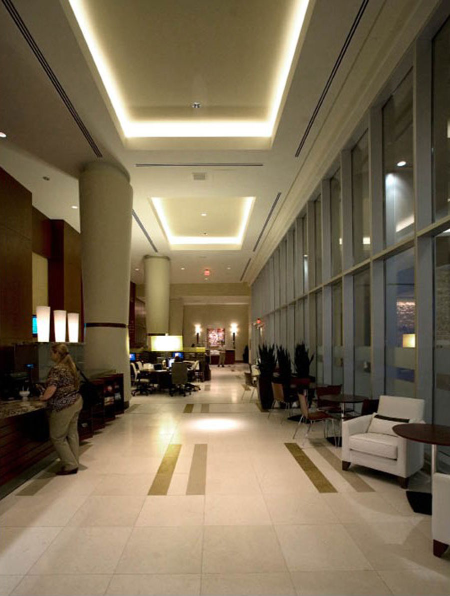 SHERATON DOWNTOWN HOTEL